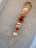 Schlüsselanhänger · Braun · Beige · Blume